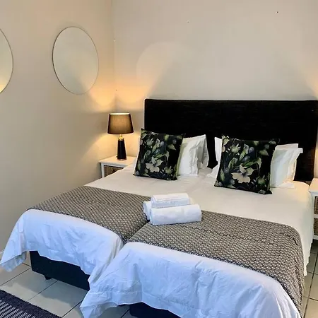 Charming Central Apartment By Arpa Hospitalities Stellenbosch Exterior foto
